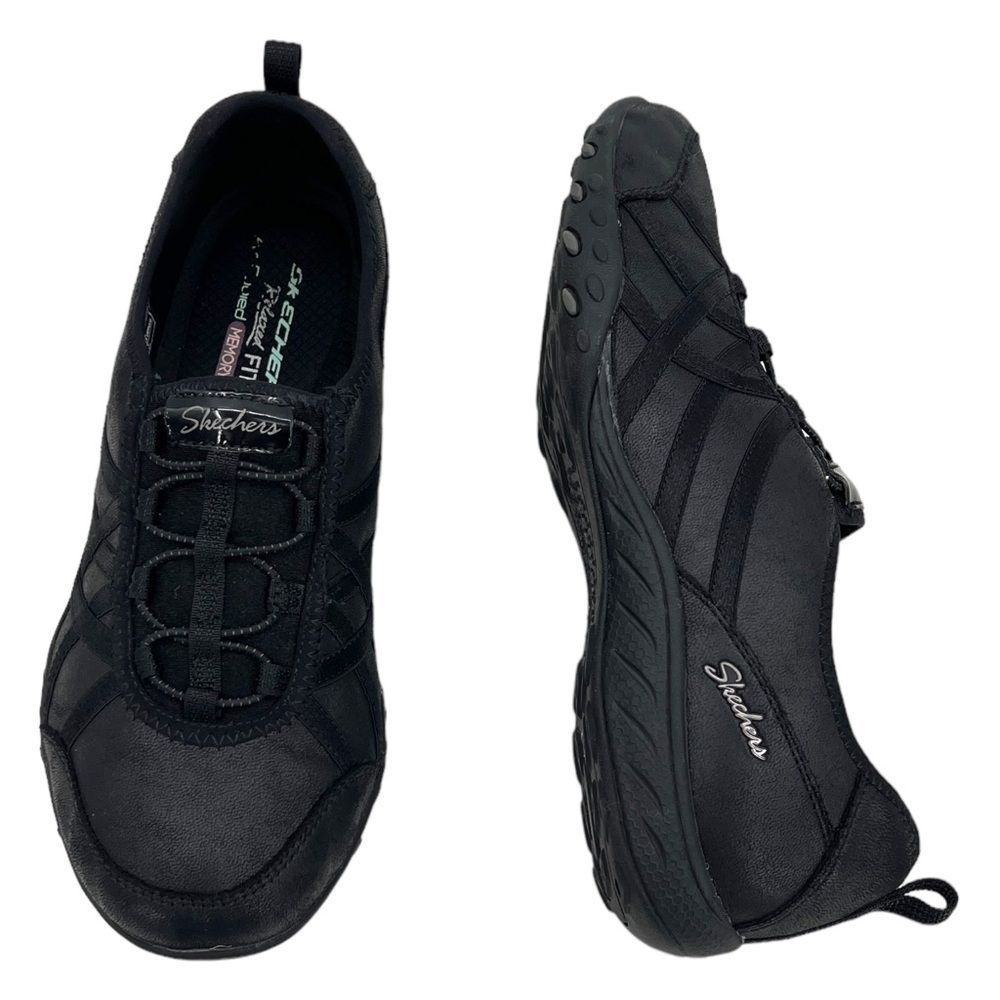 Skechers Women's Breathe-Easy Sneaker Black size 9 / EU 39
